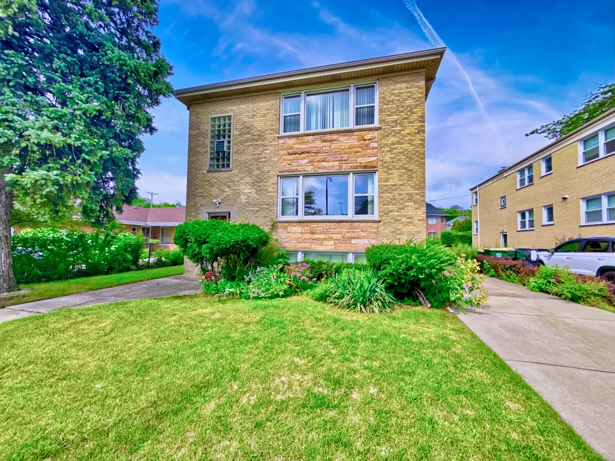 6522 N Spaulding Avenue, Lincolnwood, IL 60712 - Image #1