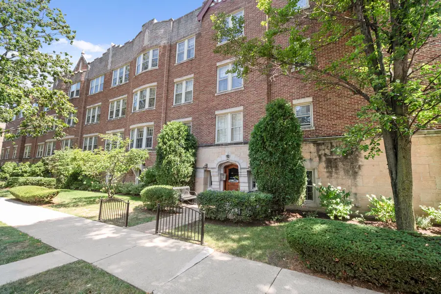 344 S Maple Avenue #3B, Oak Park, IL 60302 - Image #3