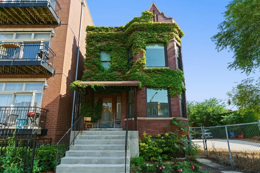 2732 W Belmont Avenue, Chicago, IL 60618 - Image #3