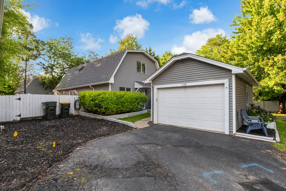 614 Kamiah Court, Carol Stream, IL 60188 - Image #1