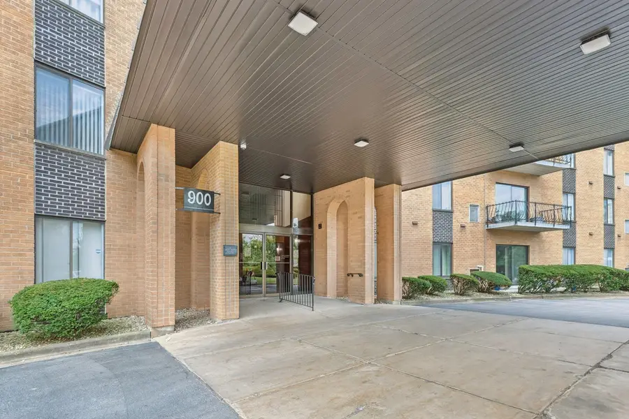 900 W Sunset Drive #410, Glenwood, IL 60425 - Image #3