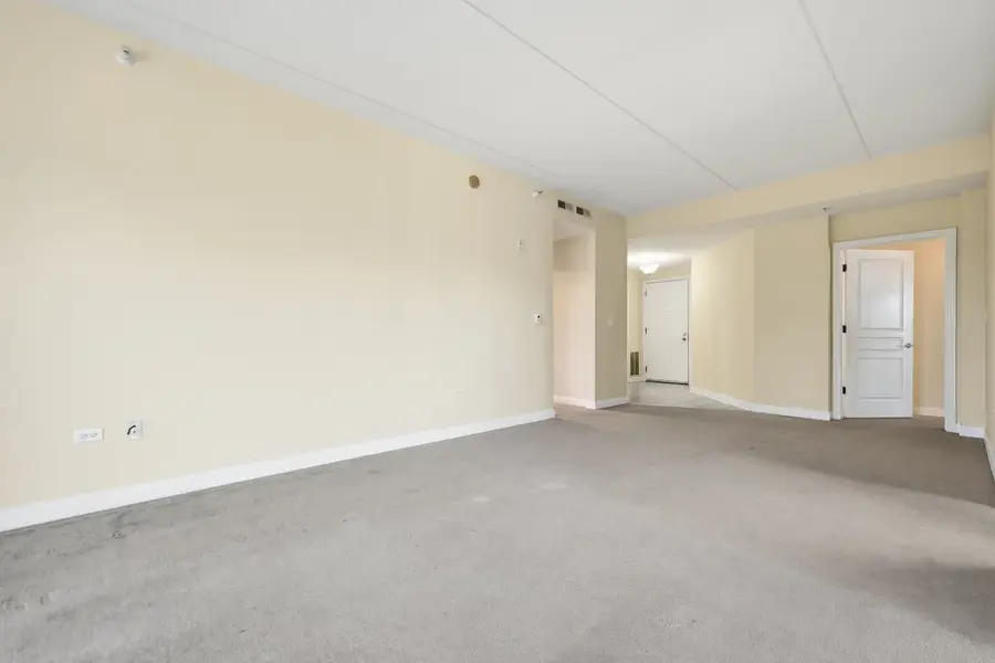 101 Pointe Drive #203, Northbrook, IL 60062 - #3