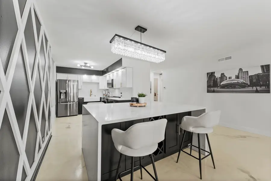 201 E Chestnut Street #11E, Chicago, IL 60611 - Image #3