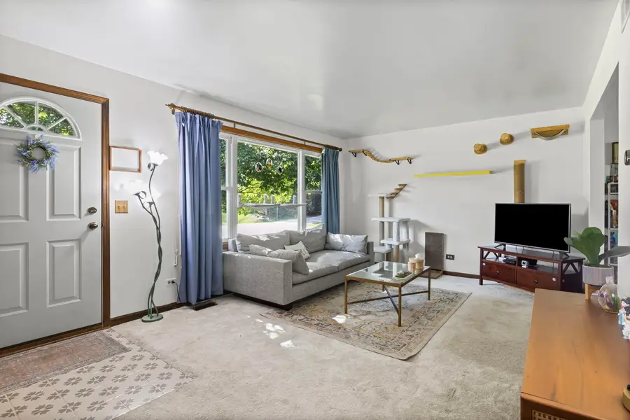 29W276 Bolles Avenue, West Chicago, IL 60185 - #3