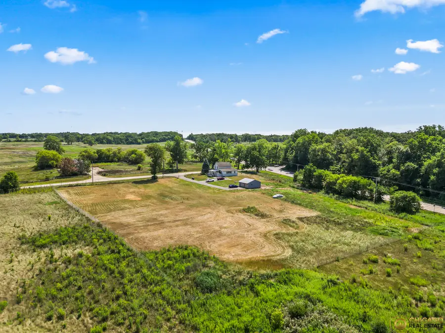 316 Old Sutton Road, Barrington, IL 60010 - Image #2