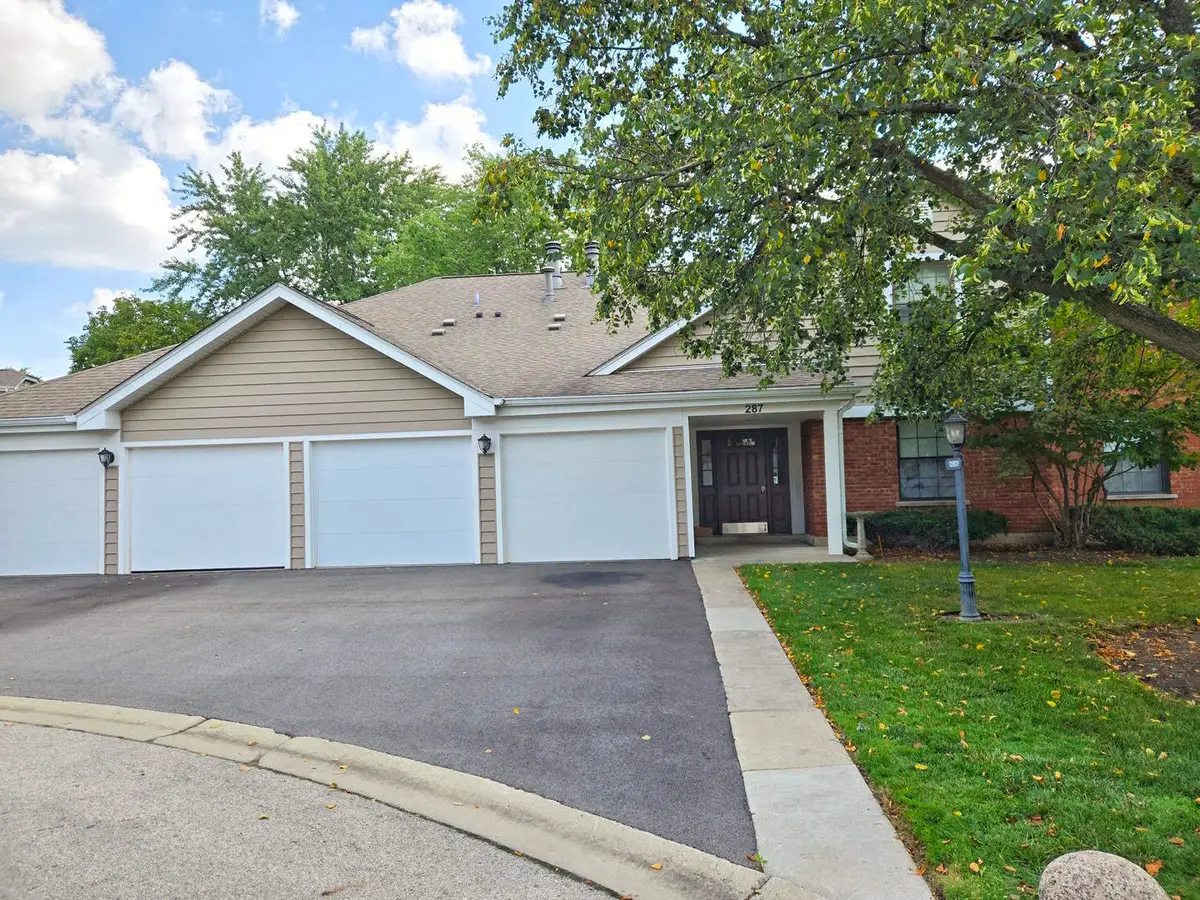 287 Pembridge Lane #B2, Schaumburg, IL 60193 - #1