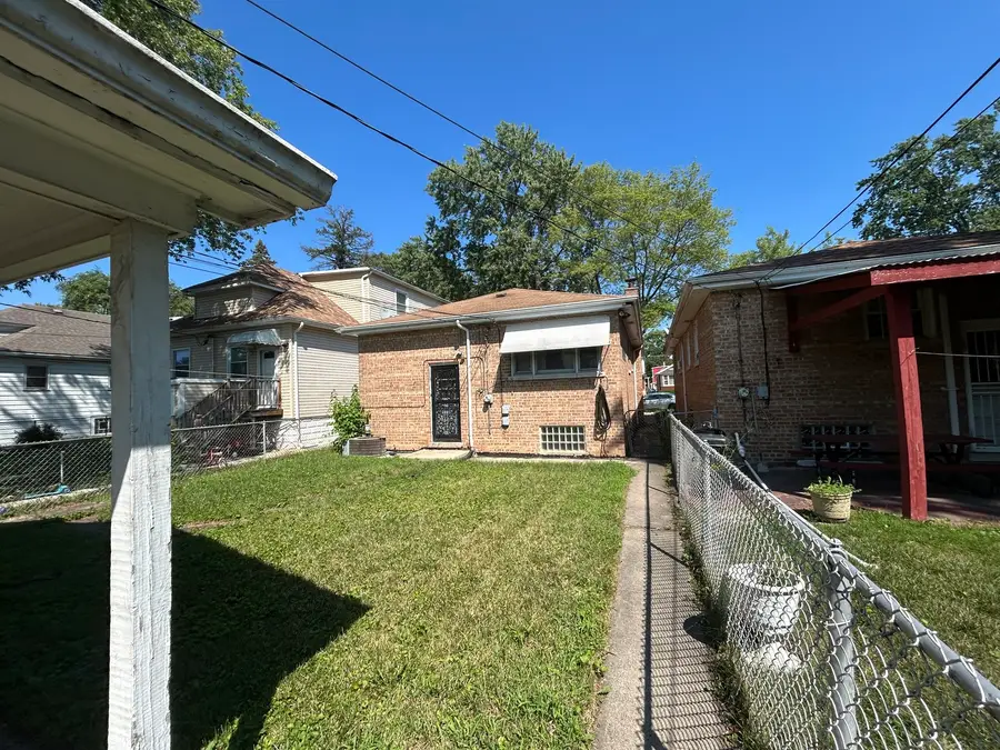 12328 S Carpenter Street, Calumet Park, IL 60827 - Image #2