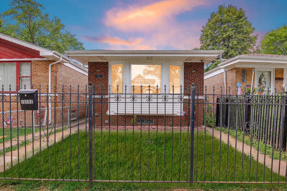 10502 S Hoxie Avenue, Chicago, IL 60617 - Image #1