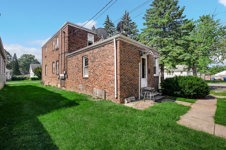 39 Mckinley Avenue, Steger, IL 60475 - Image #2