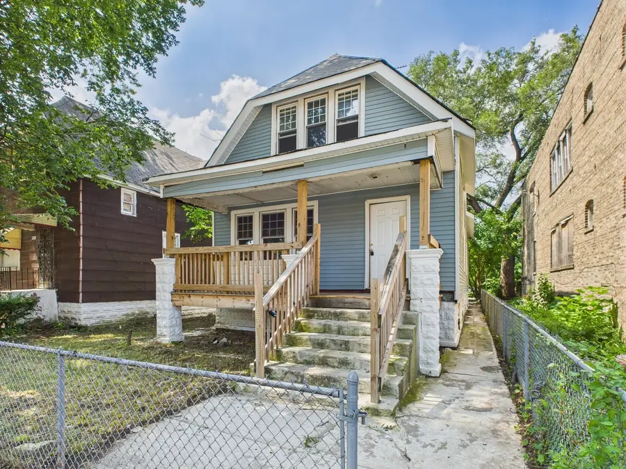 11922 S Perry Avenue, Chicago, IL 60628 - Image #2