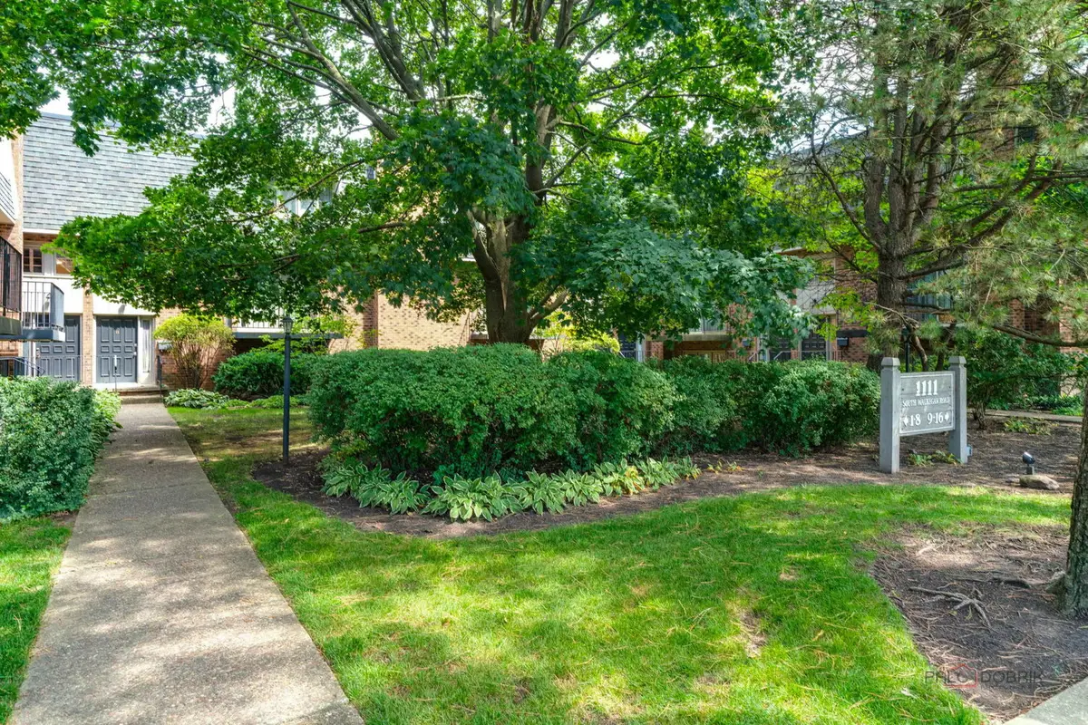 1111 S Waukegan Road #7, Lake Forest, IL 60045 - Image #1