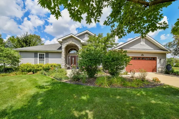2054 Kingsmill Court, Yorkville, IL 60560