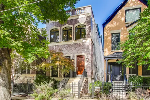 2118 W Melrose Street, Chicago, IL 60618