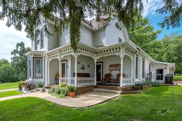 601 Franklin Street, Scales Mound, IL 61075