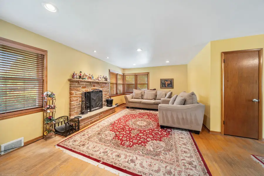 4831 Florence Avenue, Downers Grove, IL 60515 - Image #3