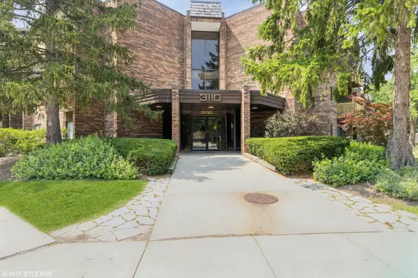 3110 Pheasant Creek Drive #110, Northbrook, IL 60062