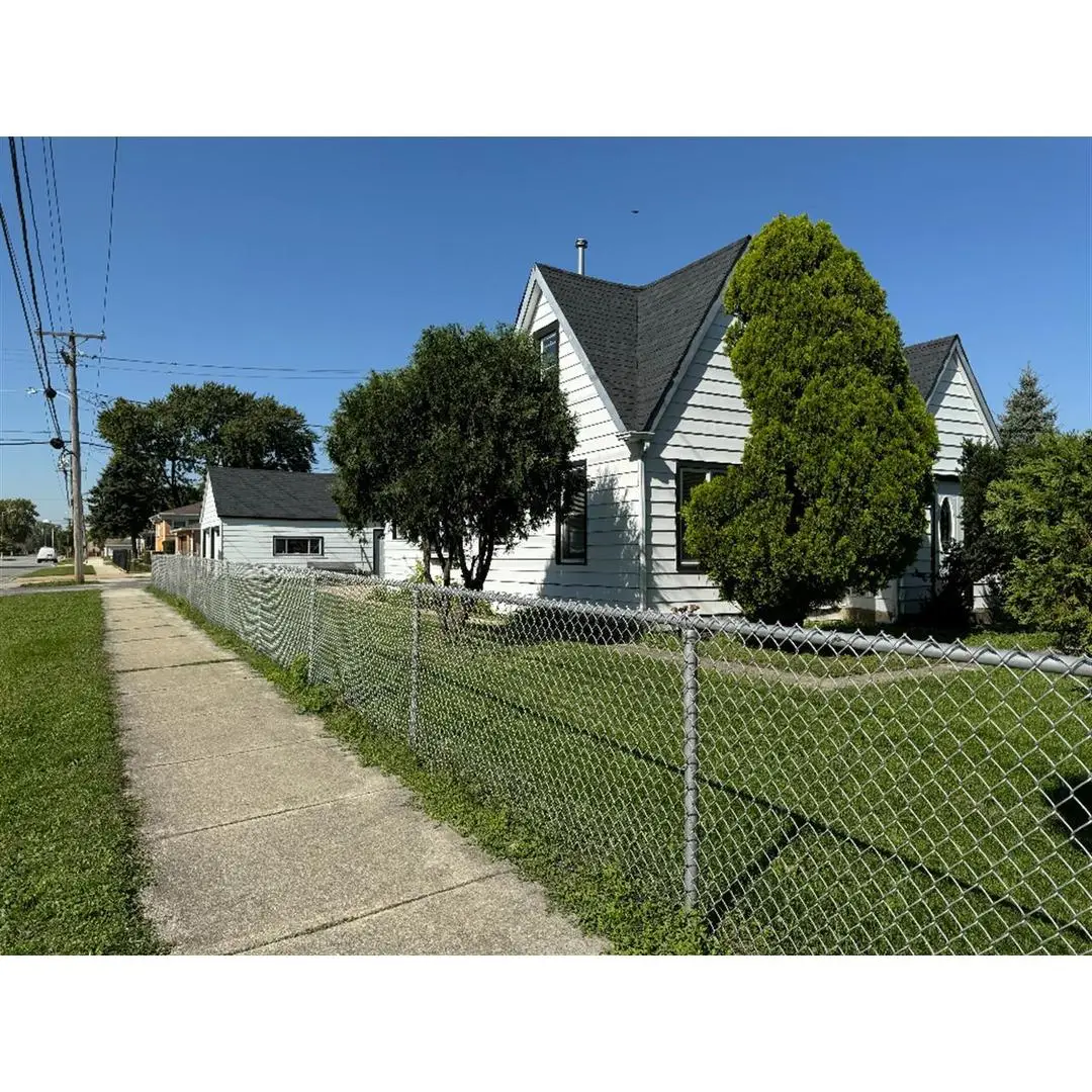 4756 S Lockwood Avenue, Chicago, IL 60638 - Image #1