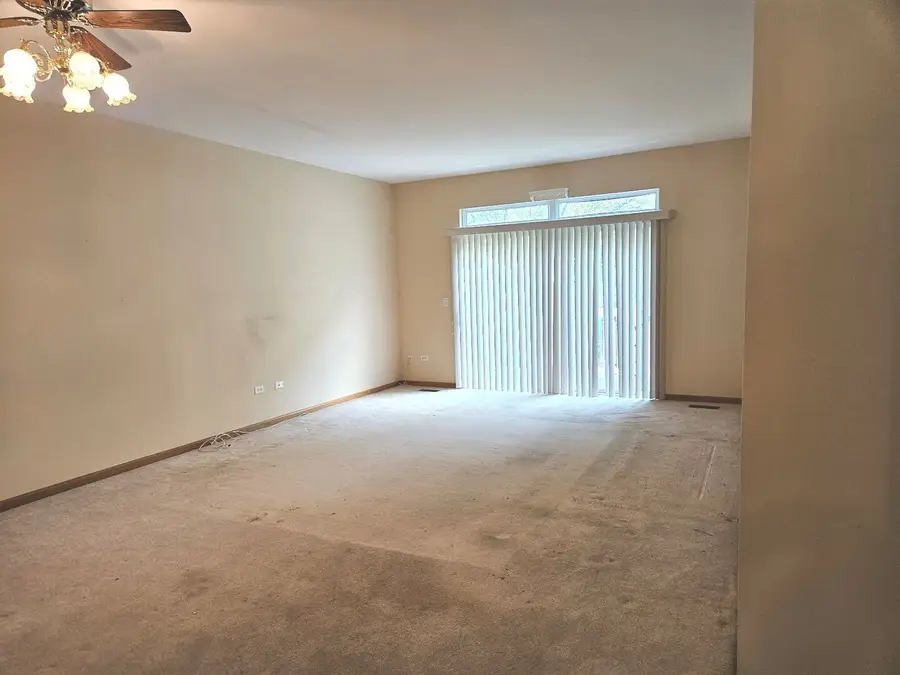 20944 W Blossom Lane, Plainfield, IL 60544 - Image #2