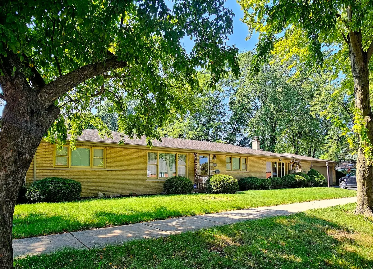 5400 W 85th Street, Burbank, IL 60459 - #1