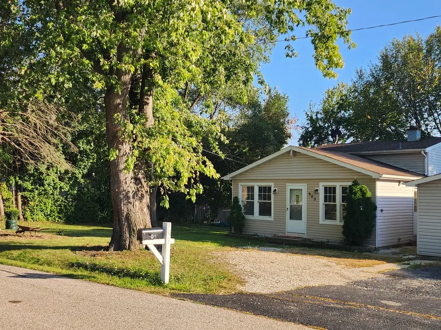 905 Buena Vista Drive, Round Lake Beach, IL 60073 - Image #2