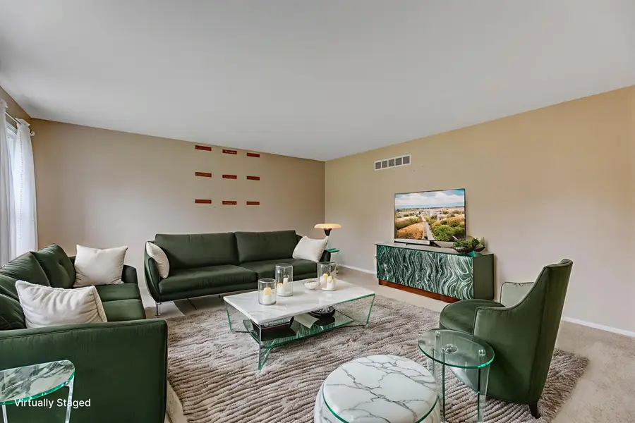 25 W Donovan Court, Crete, IL 60417 - Image #3