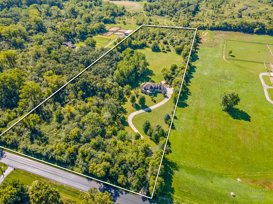 15309 Kishwaukee Valley Road, Woodstock, IL 60098 - Image #2