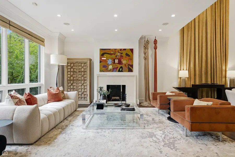 1838 N Wolcott Avenue, Chicago, IL 60622 - Image #2