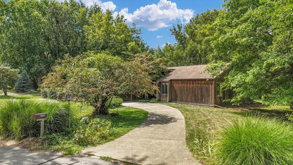 1203 Marianne Court, Mahomet, IL 61853 - Image #1