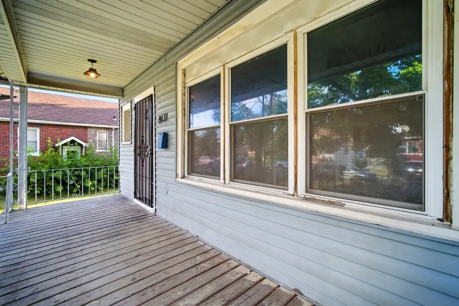 9131 S Blackstone Avenue, Chicago, IL 60619 - Image #2