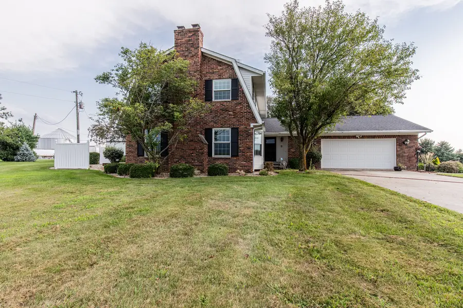 35588 2300 N Avenue, Mendota, IL 61342 - Image #2