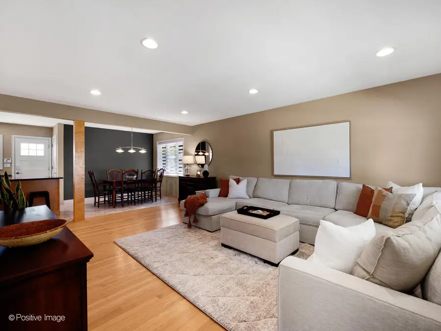 10913 Martindale Drive, Westchester, IL 60154 - Image #3