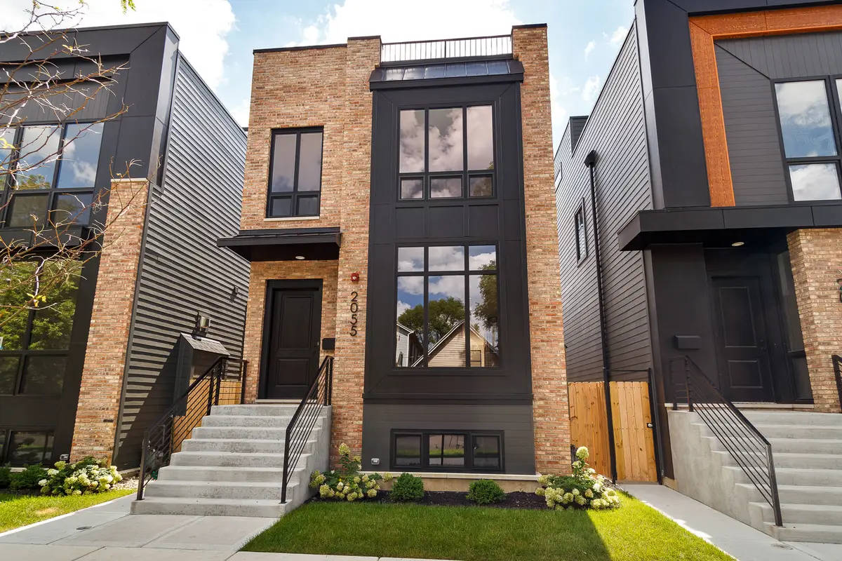 2055 W Race Avenue, Chicago, IL 60612 - Image #1