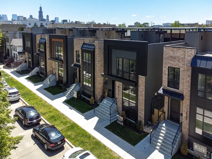2055 W Race Avenue, Chicago, IL 60612 - Image #2