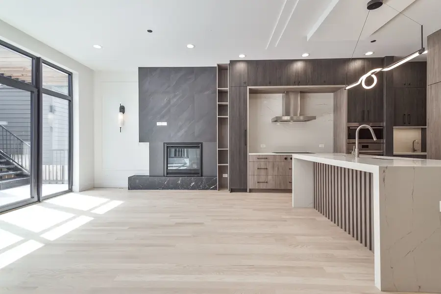 2055 W Race Avenue, Chicago, IL 60612 - Image #3