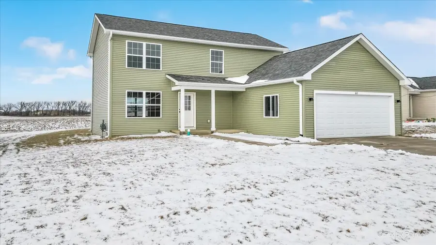 611 Apple Valley Road, Harvard, IL 60033 - Image #2