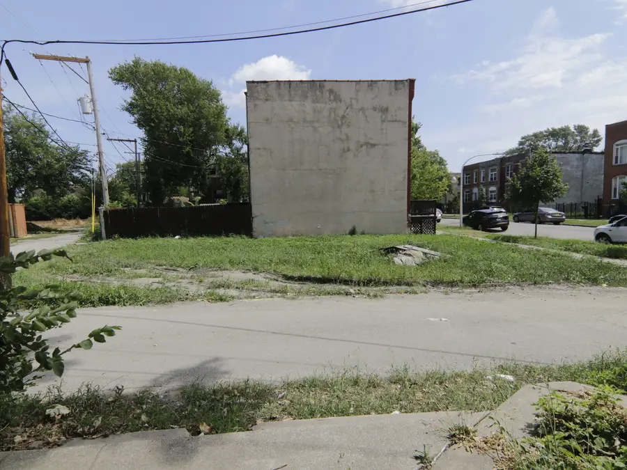 2948 W Wilcox Street, Chicago, IL 60612 - Image #3