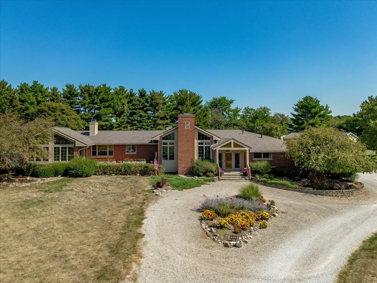 804 S Lincoln Street, Philo, IL 61864 - Image #1