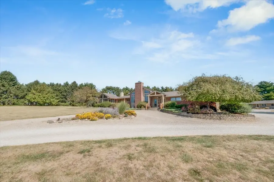 804 S Lincoln Street, Philo, IL 61864 - Image #2