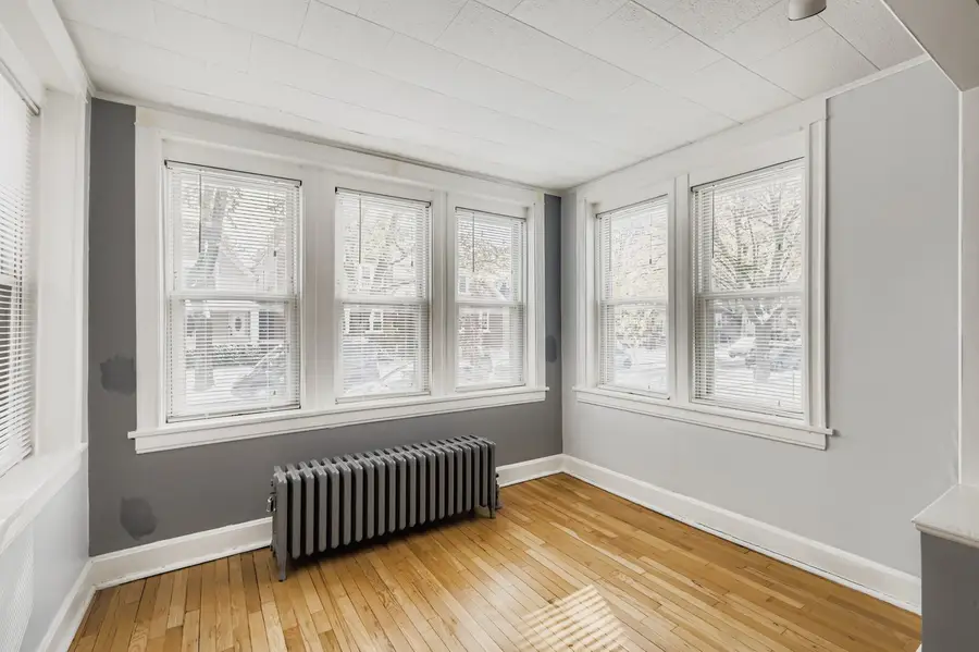 3720 W Eddy Street, Chicago, IL 60618 - Image #3