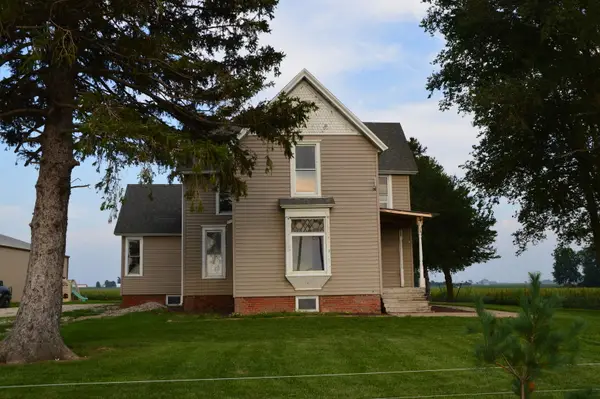 3309 N 1030 East Road, Farmer City, IL 61842