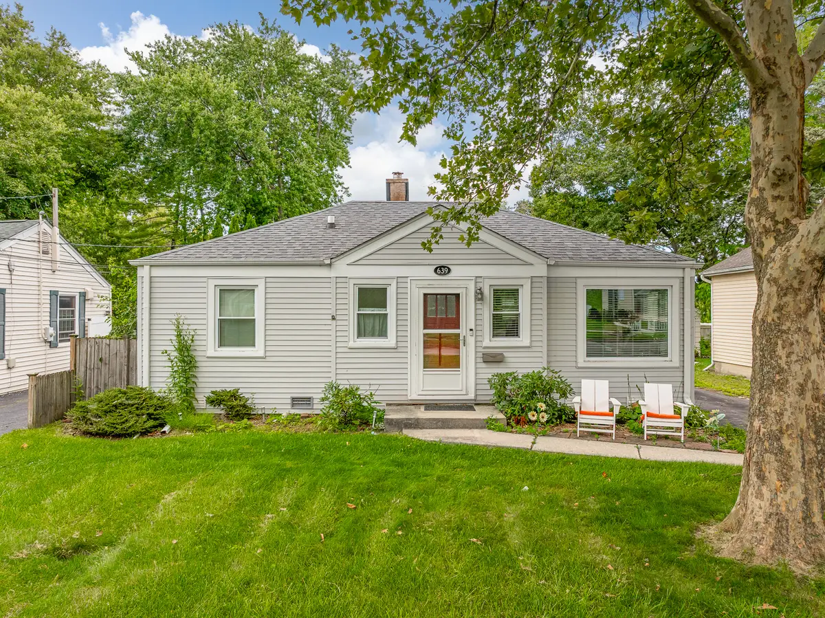 639 S Oakland Avenue, Villa Park, IL 60181 - Image #1
