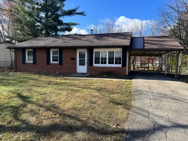 1315 Williamsburg Drive, Champaign, IL 61821