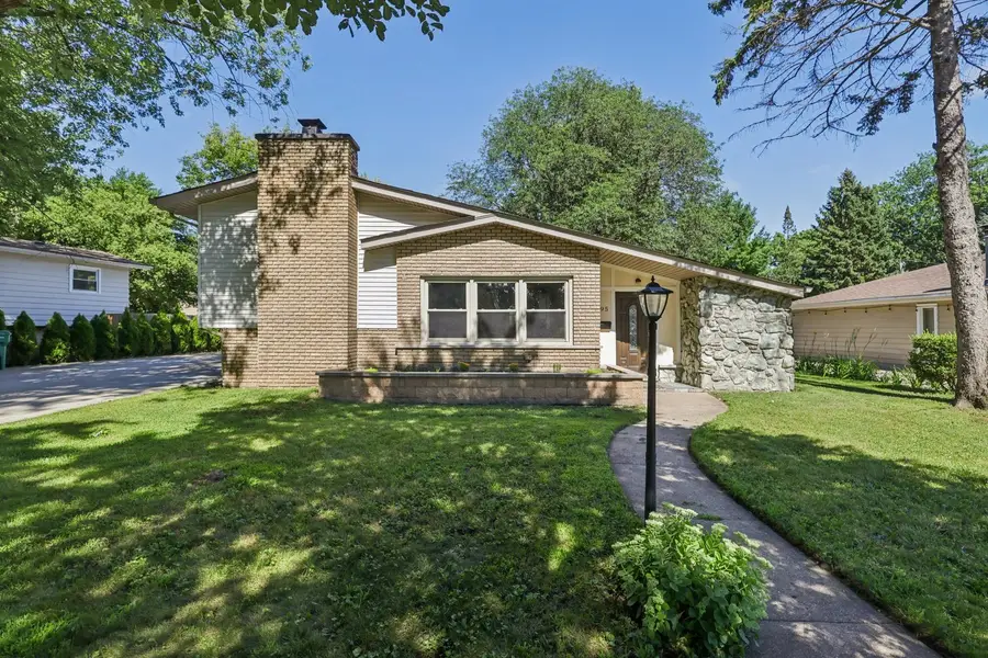 195 7th Street, Wheeling, IL 60090 - Image #2