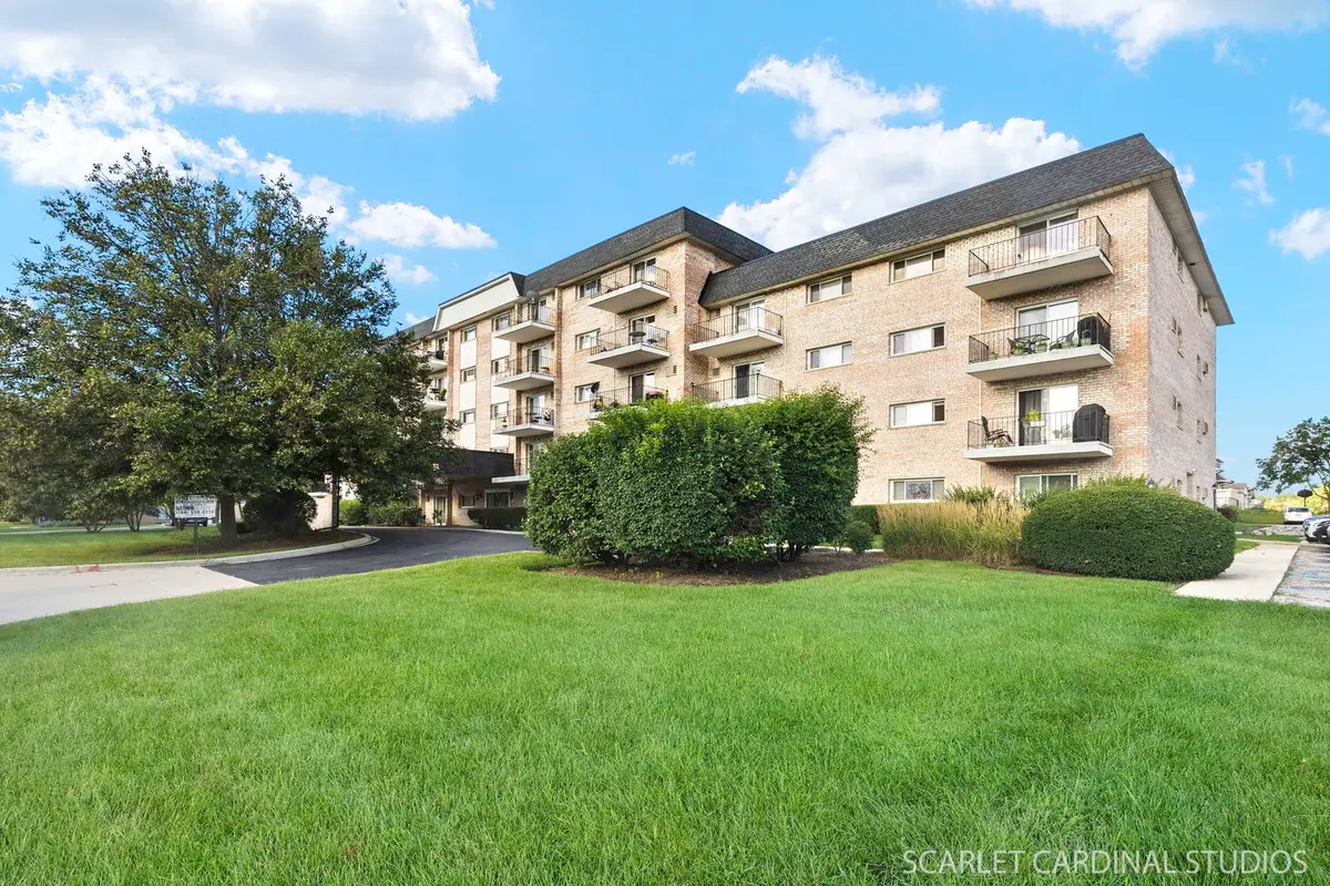 1000 S Lorraine Road #412, Wheaton, IL 60189 - Image #1