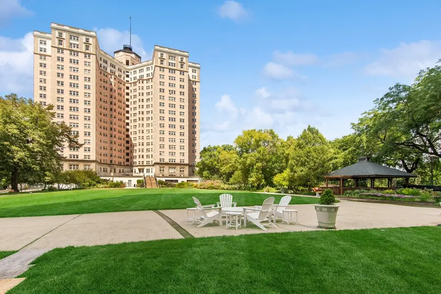 5555 N Sheridan Road #1603-04, Chicago, IL 60640 - Image #2