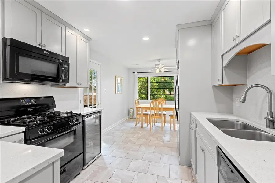 7711 W Oak Ridge Court #2A, Palos Heights, IL 60463 - #3