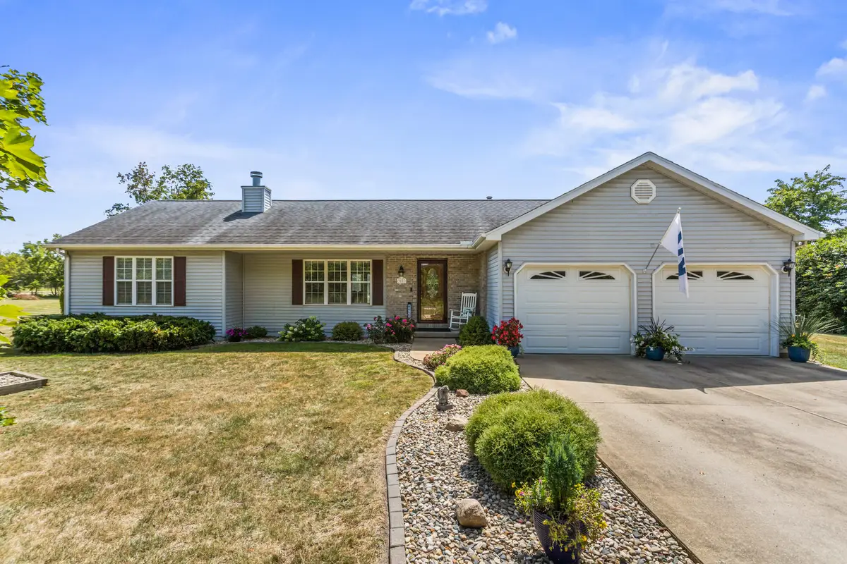 3001 E Anthony Drive, Urbana, IL 61802 - Image #1