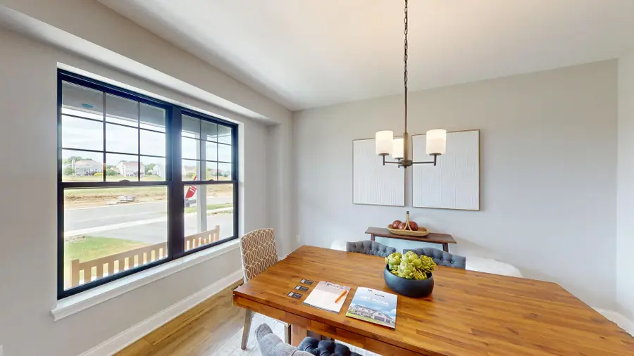 636 Slate Run, Elgin, IL 60124 - Image #3