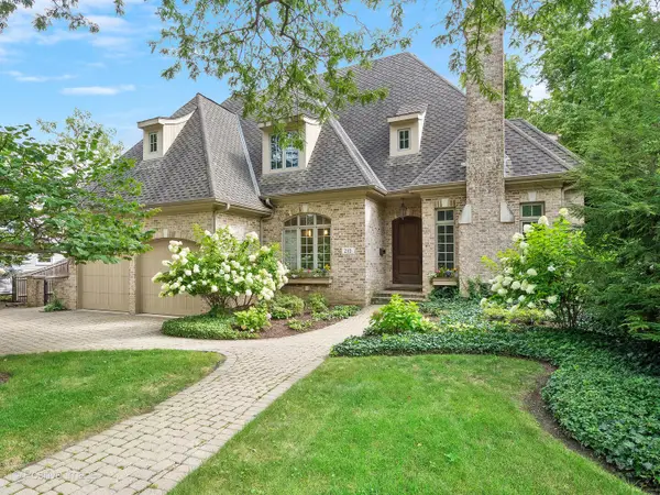 210 W Hickory Street, Hinsdale, IL 60521