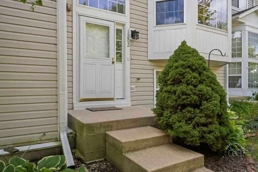 1202 Fox Hill Lane, North Aurora, IL 60542 - Image #2